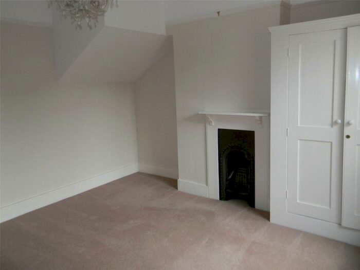 4 Bedroom Terraced House To Rent In Cowper Road, Berkhamsted, Hertfordshire, HP4