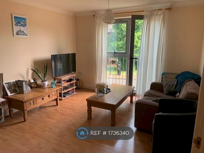 2 Bedroom Flat To Rent In Mandara Point, Coventry, CV1