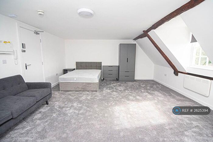 1 Bedroom Flat To Rent In Nether Hall, Doncaster, DN1