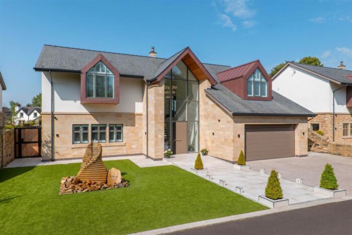 5 Bedroom Detached House For Sale In Parish View, Grimsargh, PR2