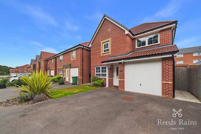 3 Bedroom Detached House For Sale In Harlequin Drive, Worksop, Nottinghamshire, S81