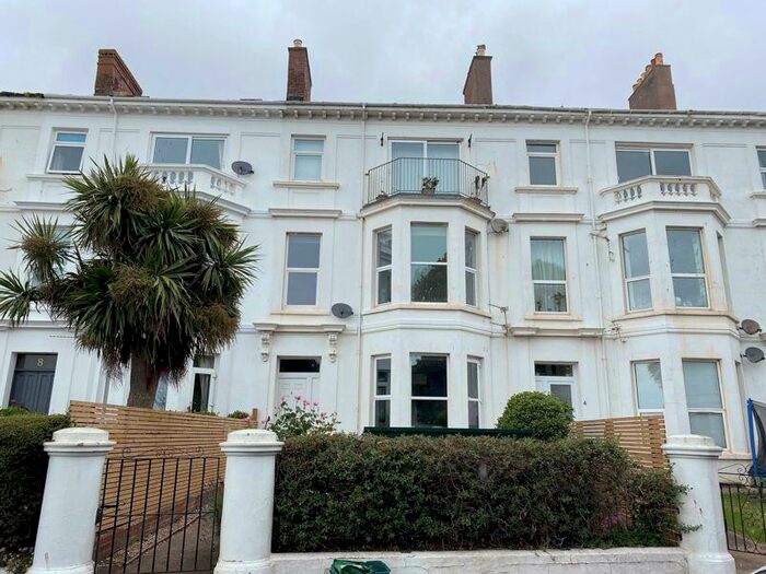 1 Bedroom Flat To Rent In Exmouth With Sea Views, EX8