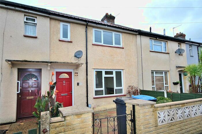 2 Bedroom Terraced House To Rent In Granville Road, Woking, Surrey, GU22
