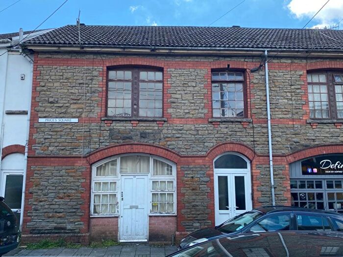 1 Bedroom Flat To Rent In B Prices Square, Bridge Street. Abercarn, NP11