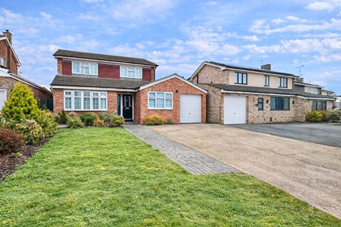 4 Bedroom Detached House For Sale In Humber Road, Springfield, Chelmsford, CM1