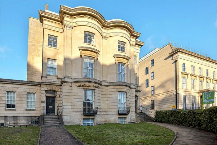 2 Bedroom Apartment To Rent In Kings Road, Reading, Berkshire, RG1