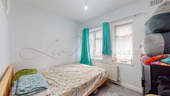 2 Bedroom Flat To Rent In Danes Court, Wembley, HA9