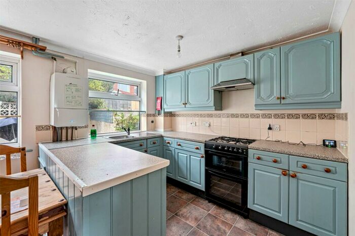 5 Bedroom End Of Terrace House To Rent In Slinfold Close, Brighton, East Sussex, BN2