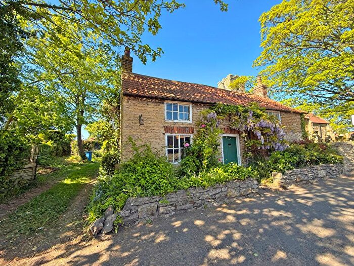 2 Bedroom Detached House For Sale In Main Street, East Ayton, Scarborough, YO13