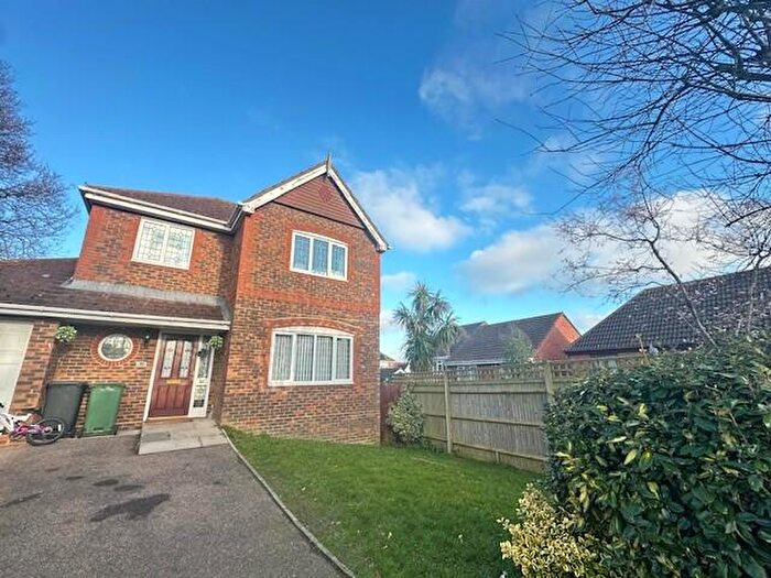 4 Bedroom Detached House To Rent In Beaulieu Drive, Stone Cross, BN24