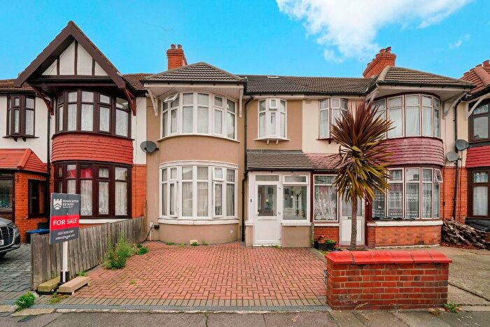 5 Bedroom Terraced House For Sale In Ashburton Avenue, Ilford, IG3
