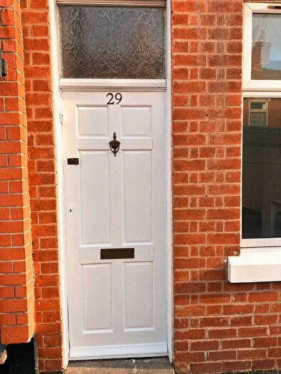 3 Bedroom Terraced House For Sale In Darley Street, Leicester, LE2