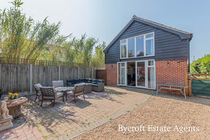 4 Bedroom Detached House For Sale In Main Road, Ormesby St Michael, NR29