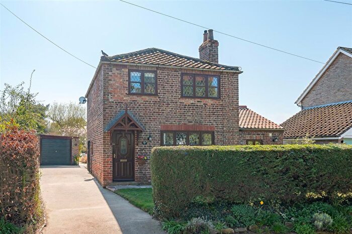 3 Bedroom Detached House For Sale In Main Street, Wilberfoss, York, YO41