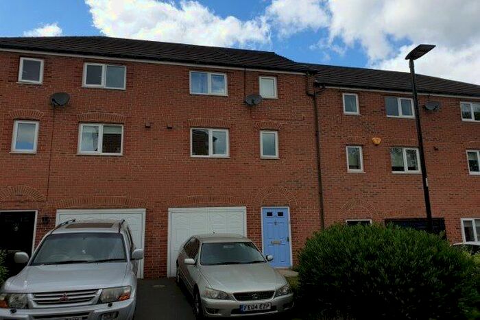 3 Bedroom Property To Rent In Conisbrough, Doncaster, DN12