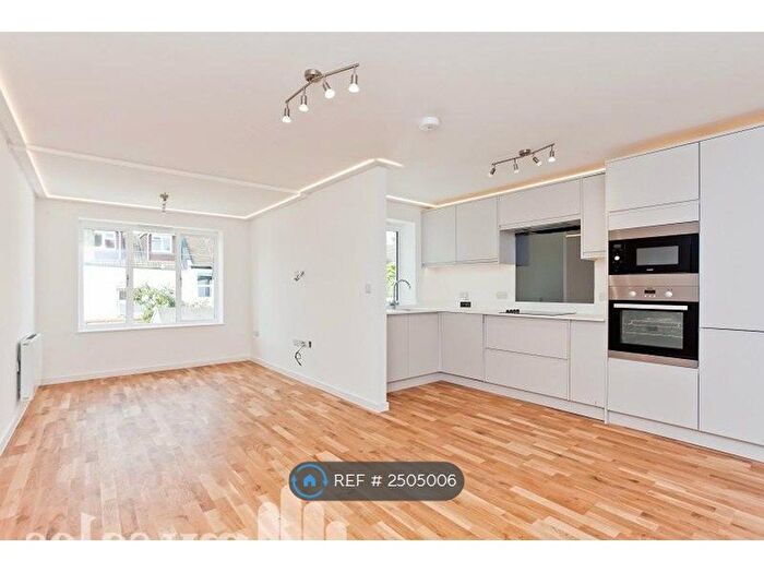 1 Bedroom Flat To Rent In Reigate Road, Brighton, BN1