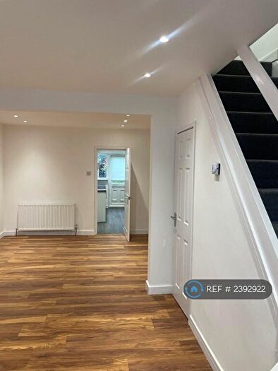 3 Bedroom Terraced House To Rent In Crescent Avenue, Grays, RM17