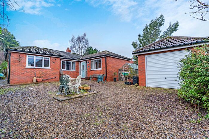 3 Bedroom Detached Bungalow For Sale In Lavender Grove, York, YO26