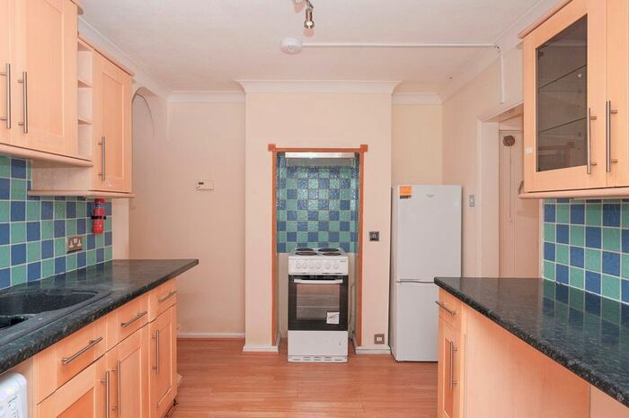 2 Bedroom Flat To Rent In Bear Road, Brighton, BN2