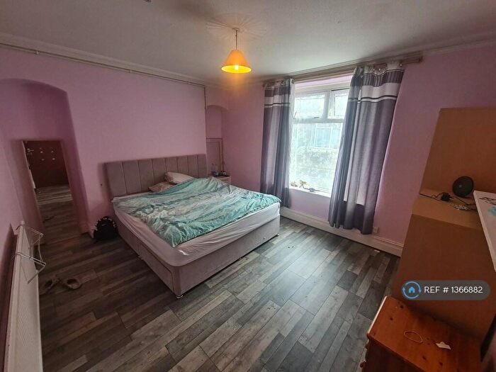 5 Bedroom Terraced House To Rent In Wood Road, Pontypridd, CF37