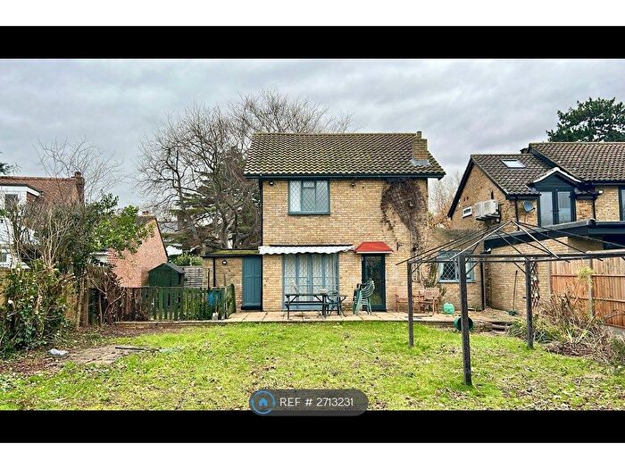 3 Bedroom Detached House To Rent In Station Road, Wraysbury, Staines-Upon-Thames, TW19