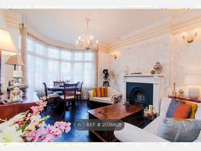 3 Bedroom Flat To Rent In Nibthwaite Road, London, HA1