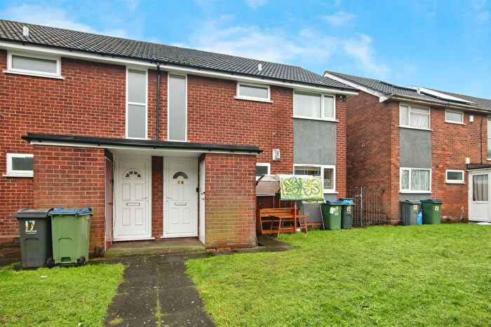 1 Bedroom Maisonette For Sale In Tudor Court, Tipton, DY4