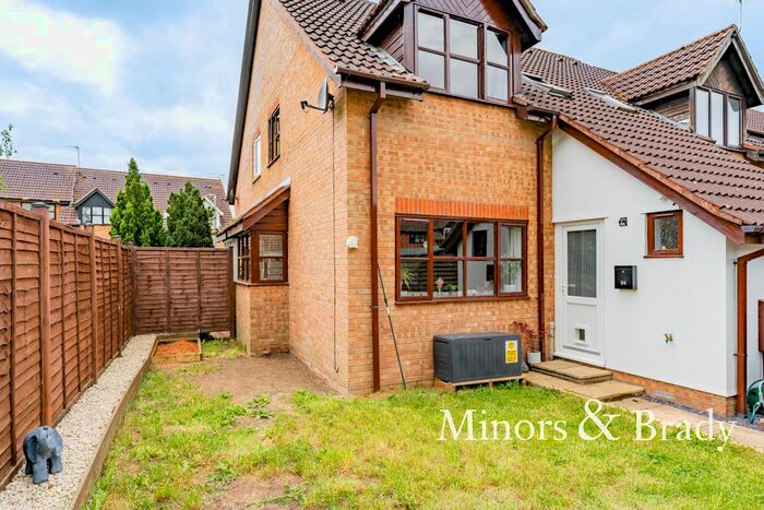 1 Bedroom End Of Terrace House For Sale In Strasbourg Way, Dereham, NR19