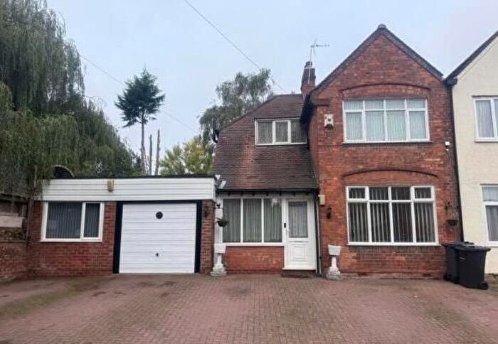 4 Bedroom Property To Rent In Wood End Lane, Birmingham, B24