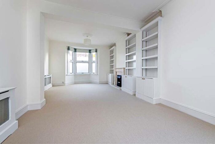 3 Bedroom Terraced House To Rent In Shuttleworth Road, SW11