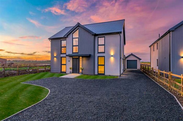 4 Bedroom Detached House For Sale In Gipsey Drove, Langrick, Boston, PE22