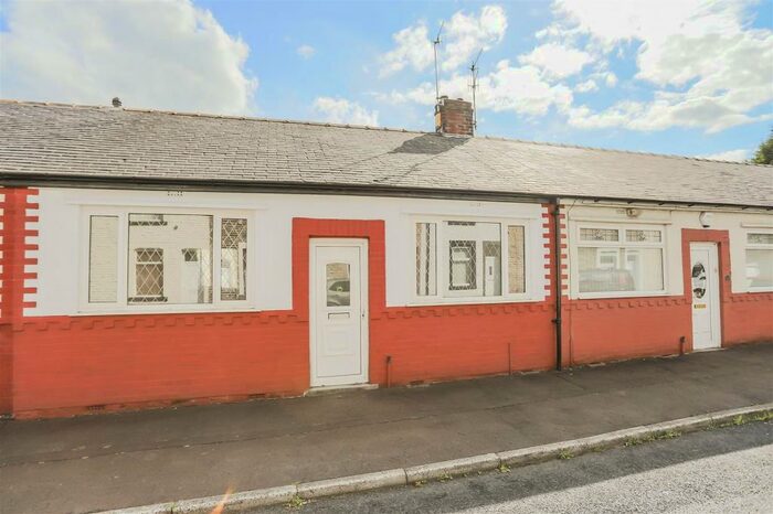 2 Bedroom House To Rent In Sunderland Street, Burnley, BB12