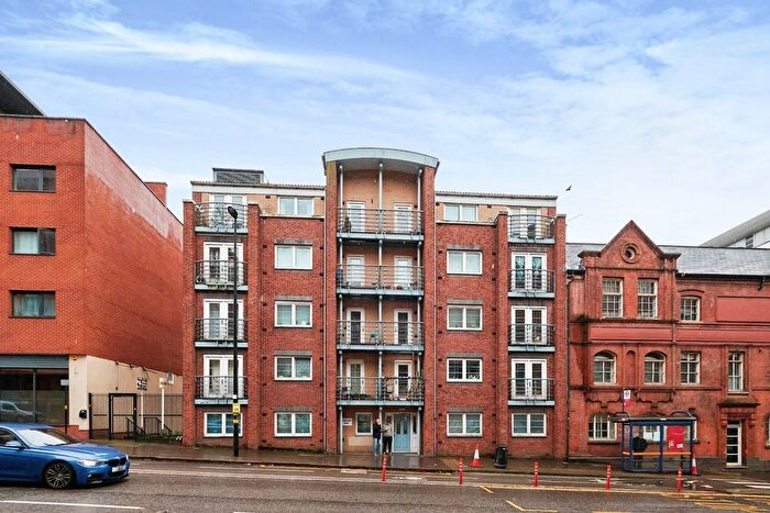 1 Bedroom Flat For Sale In Bradford Street, Birmingham, West Midlands, B12