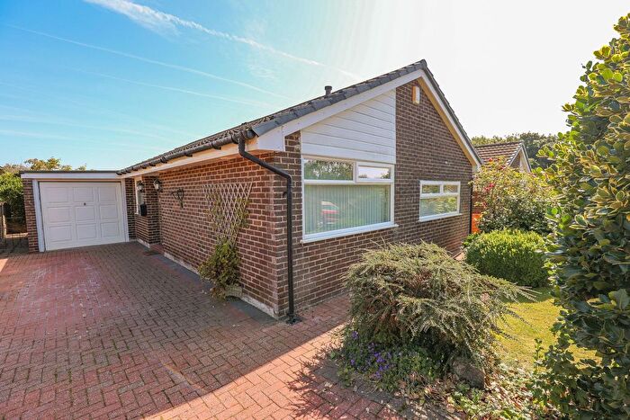 3 Bedroom Bungalow For Sale In Yealand Grove, Carnforth, LA5