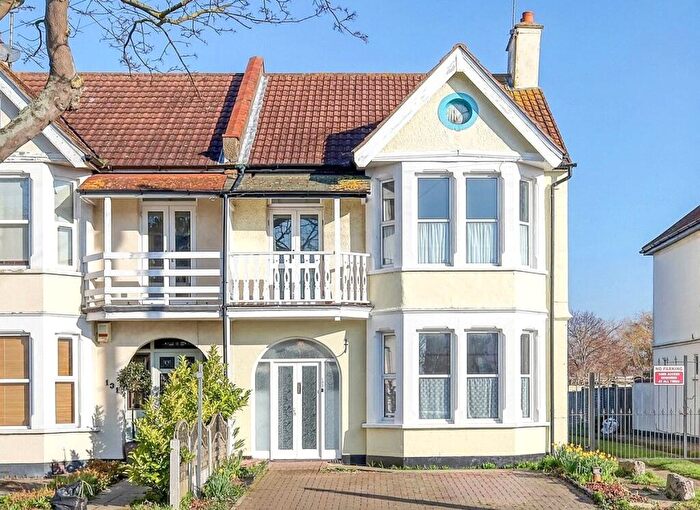 4 Bedroom Semi-Detached House For Sale In Shaftesbury Avenue, Thorpe Bay, Essex, SS1