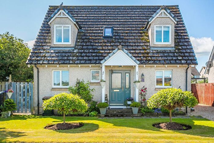 3 Bedroom Detached House For Sale In Hatchbank Road, Kinross, KY13