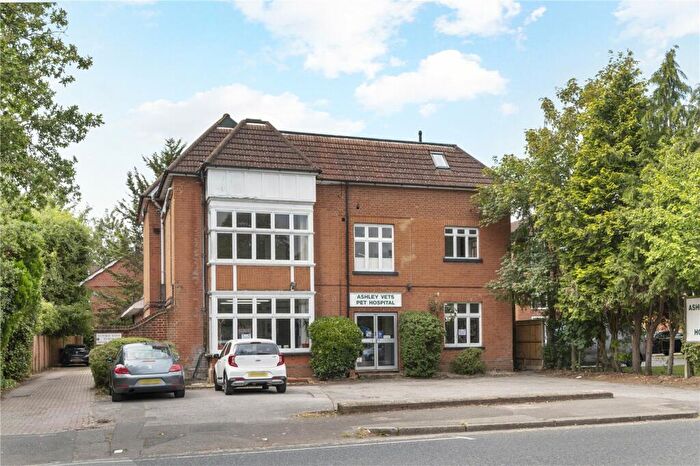 1 Bedroom Apartment To Rent In Hersham Road, Walton-on-Thames, Surrey, KT12