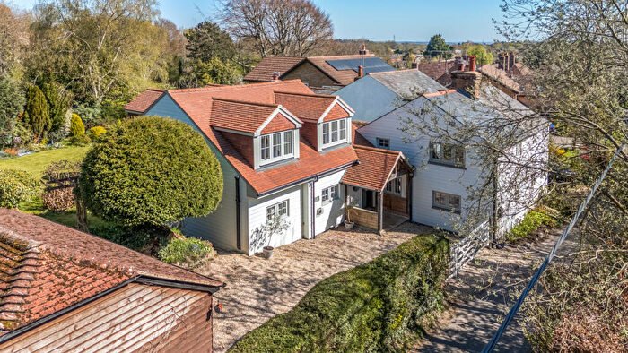 5 Bedroom Detached House To Rent In Beckfords, Upper Basildon, Reading, Berkshire, RG8