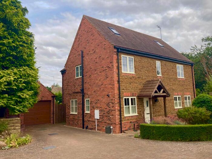 5 Bedroom Detached House To Rent In A Westhorpe Lane, Byfield, NN11