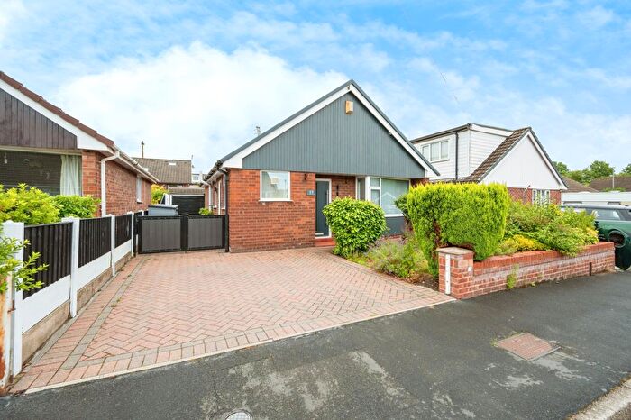 3 Bedroom Bungalow For Sale In Sandra Drive, Newton-Le-Willows, Merseyside, WA12