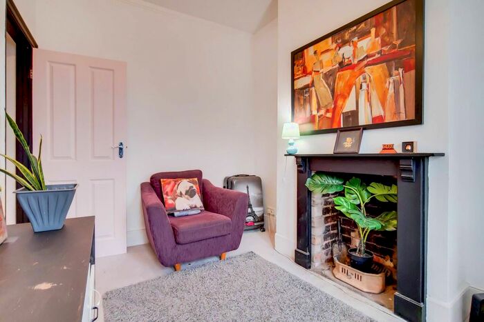 2 Bedroom Maisonette To Rent In Francis Road, Leyton, London, E10