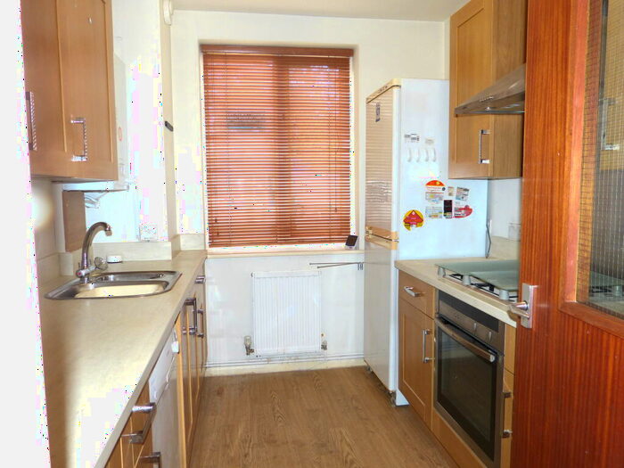 1 Bedroom Flat For Sale In Birnbeck Court, Finchley Road, Temple Fortune, NW11