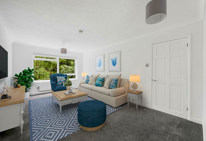 2 Bedroom Apartment To Rent In Hillside Road, Whyteleafe, Surrey, CR3