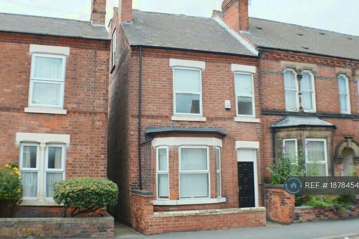 4 Bedroom Semi-Detached House To Rent In Montpelier Road, Nottingham, NG7