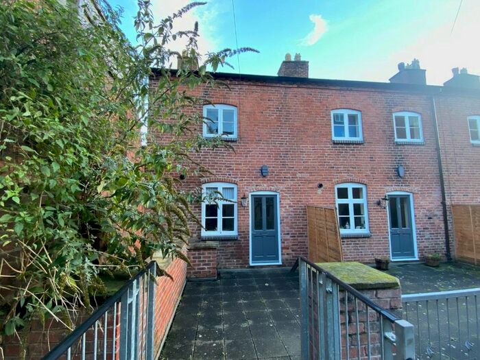 2 Bedroom Property To Rent In Prince George Street, Cheadle, Stoke-On-Trent, ST10