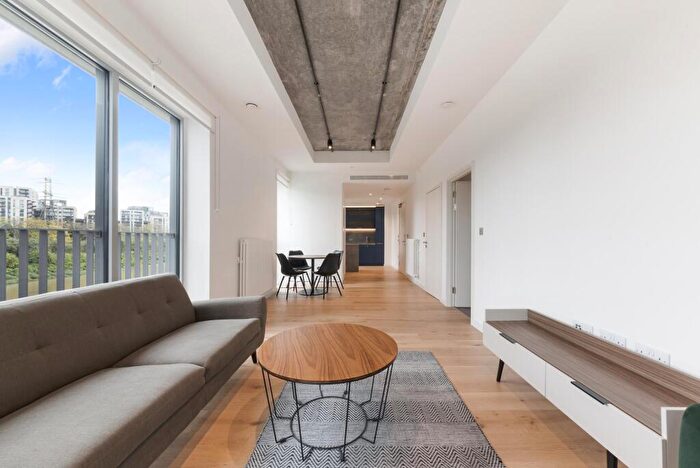 1 Bedroom Apartment For Sale In Rendel House, Goodluck Hope Walk, London, E14