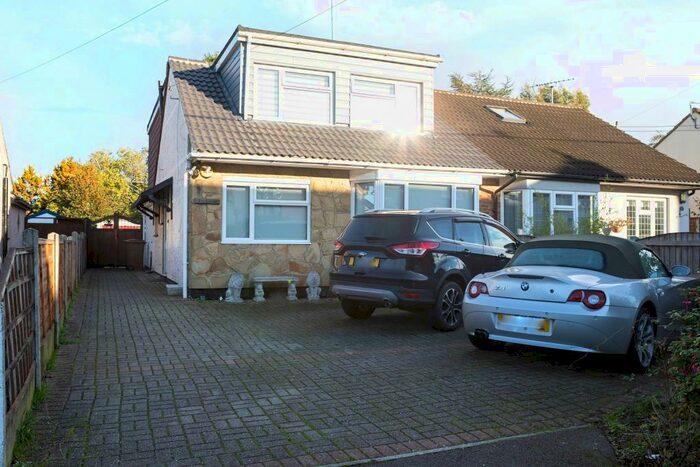 4 Bedroom House To Rent In Ramsden Heath, CM11