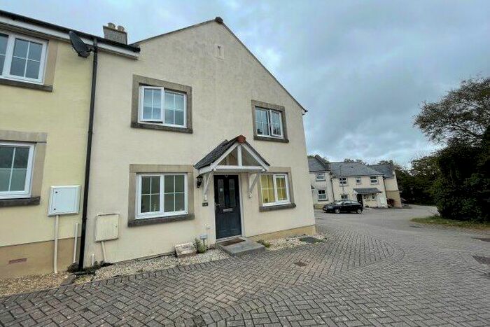 3 Bedroom Property To Rent In Gloweth, Truro, TR1