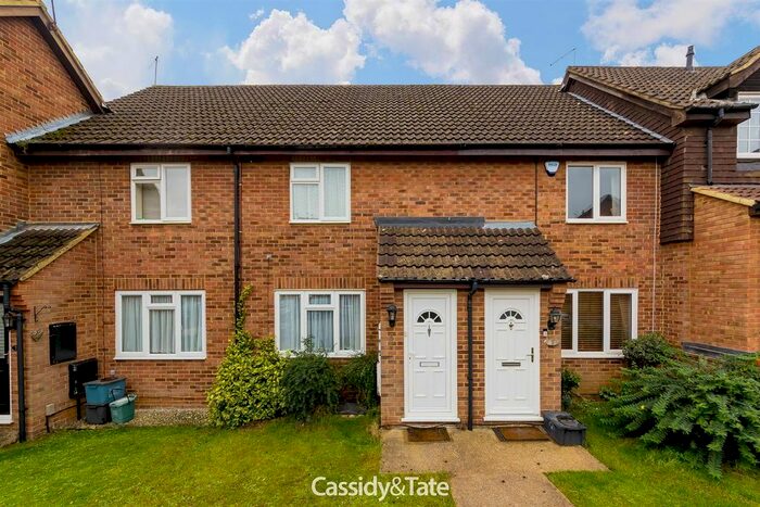 2 Bedroom Terraced House To Rent In Aldbury Close, Sandridge, St.Albans, AL4