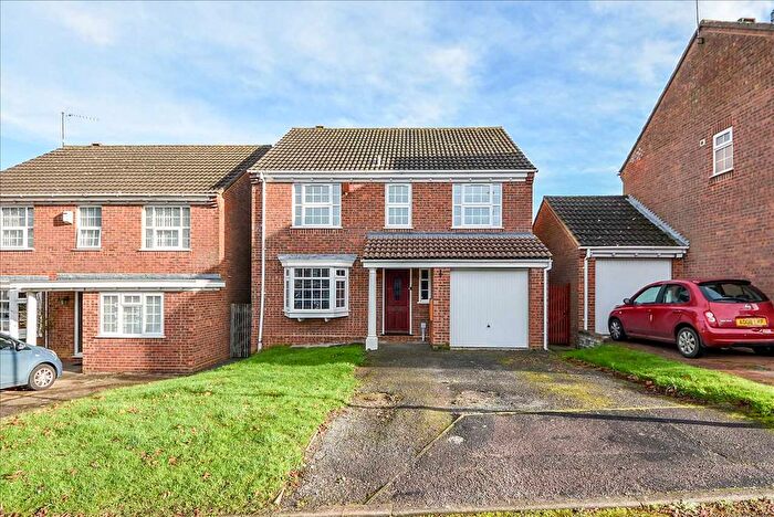 4 Bedroom Detached House To Rent In Vardon Close, Wellingborough, NN8